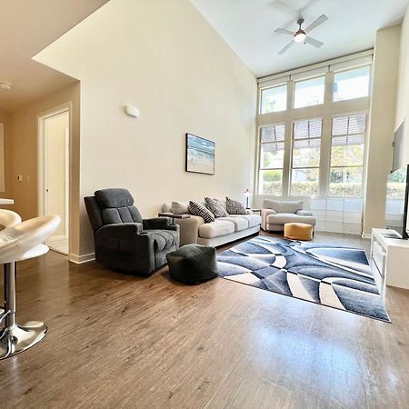 Luxury 2 Bedrooms 2 Bathrooms With Pool And Gym Лос-Анджелес Экстерьер фото
