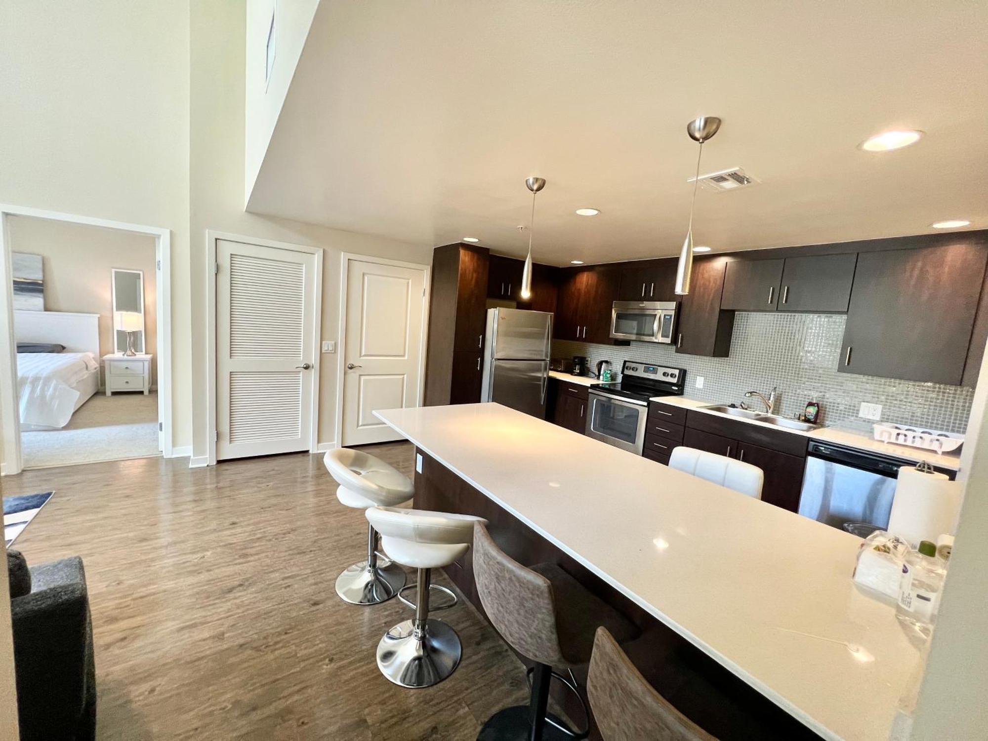 Luxury 2 Bedrooms 2 Bathrooms With Pool And Gym Лос-Анджелес Экстерьер фото